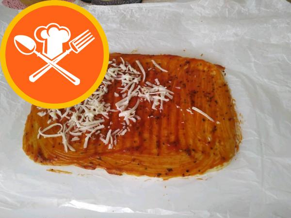 Νόστιμη πίτσα στο τηγάνι (ζύμη μαγιάς)